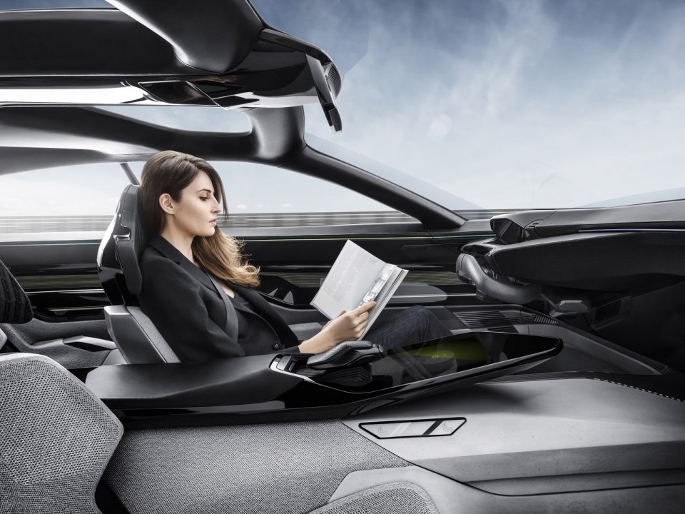 Photo intérieur Responsive i-Cockpit Peugeot Instinct Concept C