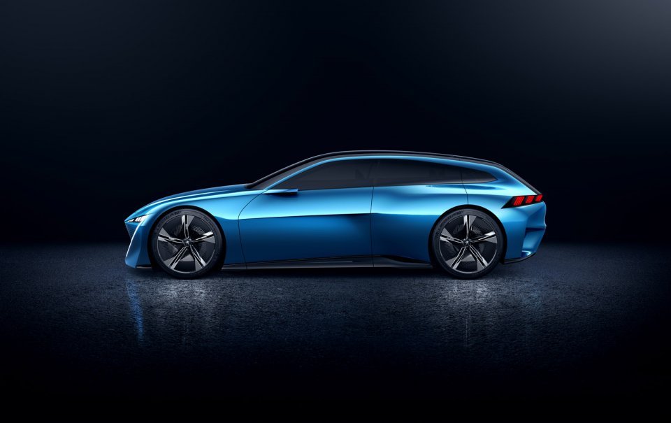 Photo officielle profil Peugeot Instinct Concept Car (2017)