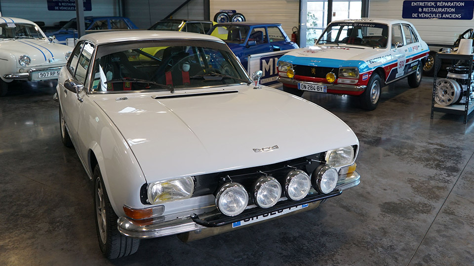 Tour Auto 2018 : deux Peugeot 504 engagées par la marque au lion !