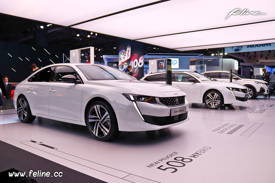 Photos gamme Peugeot 508 et 3008 HYbrid au Mondial de l'Auto de Paris 2018