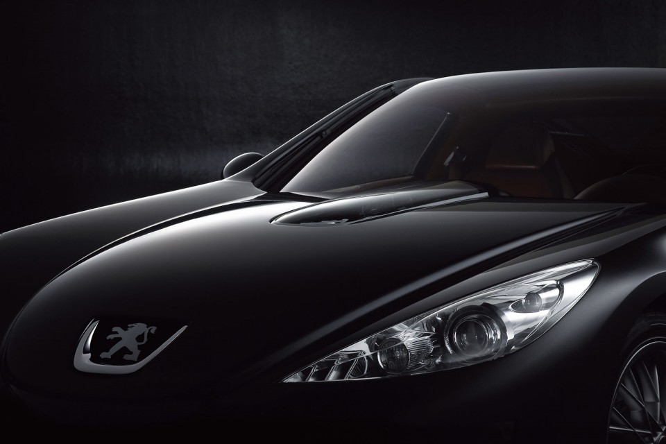 Photo officielle Peugeot 907 Concept (2004)