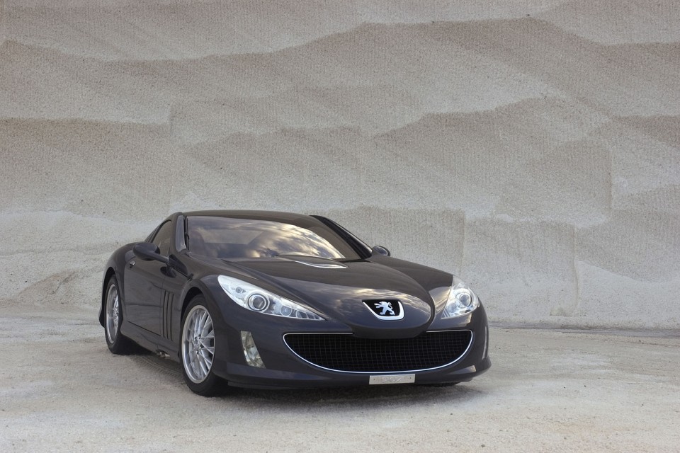 Photo officielle Peugeot 907 Concept (2004)