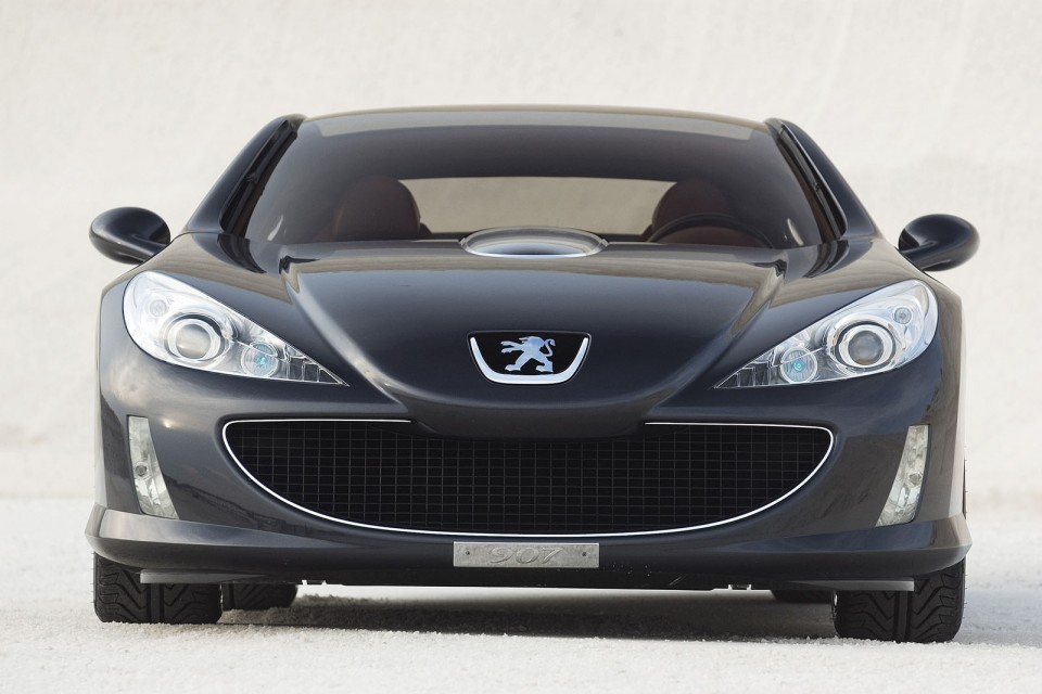 Photo officielle Peugeot 907 Concept (2004)