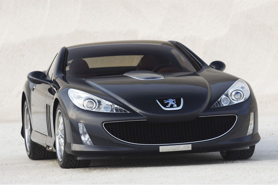 Photo officielle Peugeot 907 Concept (2004)