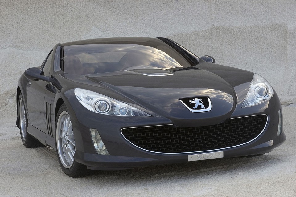 Photo officielle Peugeot 907 Concept (2004)