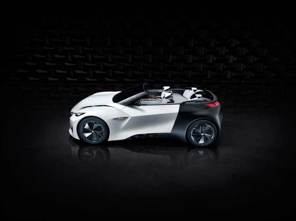 Photo profil Peugeot Fractal Concept Car (2015)