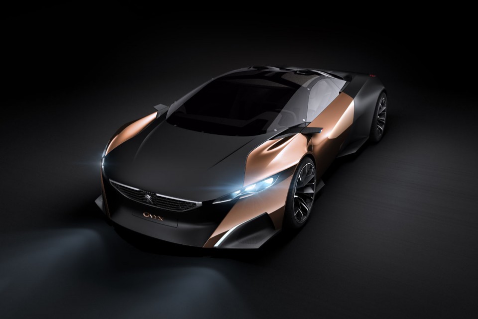 Photo 3/4 avant statique Peugeot Onyx Concept Car (2012) - 1-006