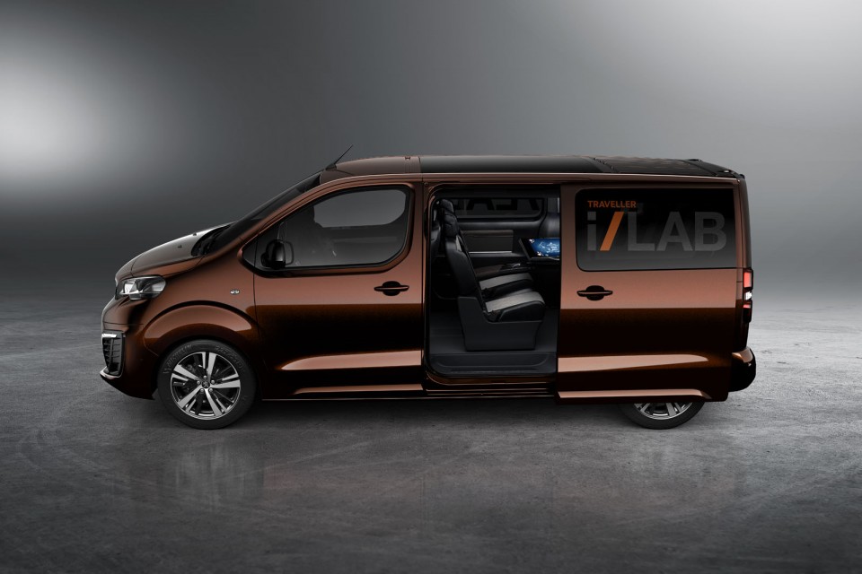 Photo officielle profil Peugeot Traveller i-Lab Concept (2016)