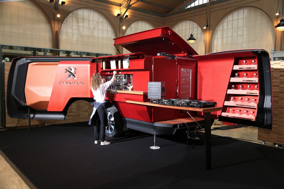 Photo FoodTruck Peugeot Concept (2015)