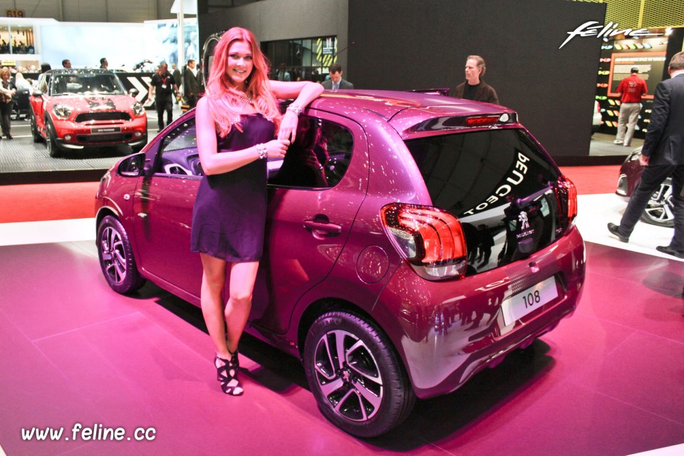 Photo Peugeot 108 Allure Red Purple - Salon de Genève 2014