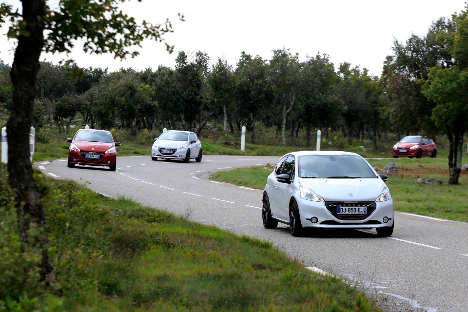 Peugeot 208 GTi 30th - MyPeugeot RCZ R au Castellet (Octobre 201