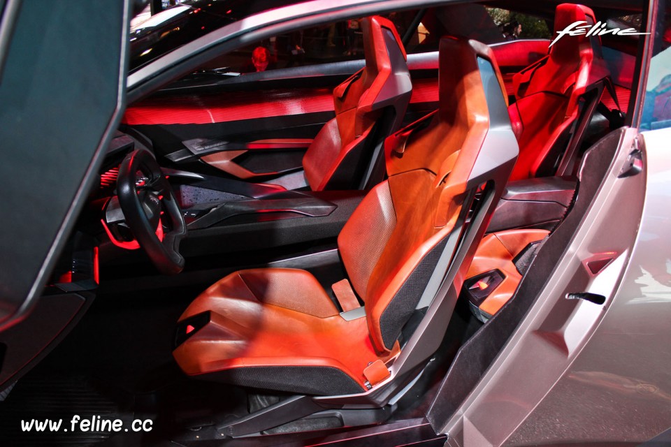 Photo sièges baquet Peugeot Quartz Concept (2014) - Salon de Pa