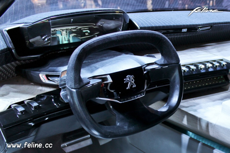 Photo volant Peugeot Exalt Concept (2014) - Salon de Paris 2014