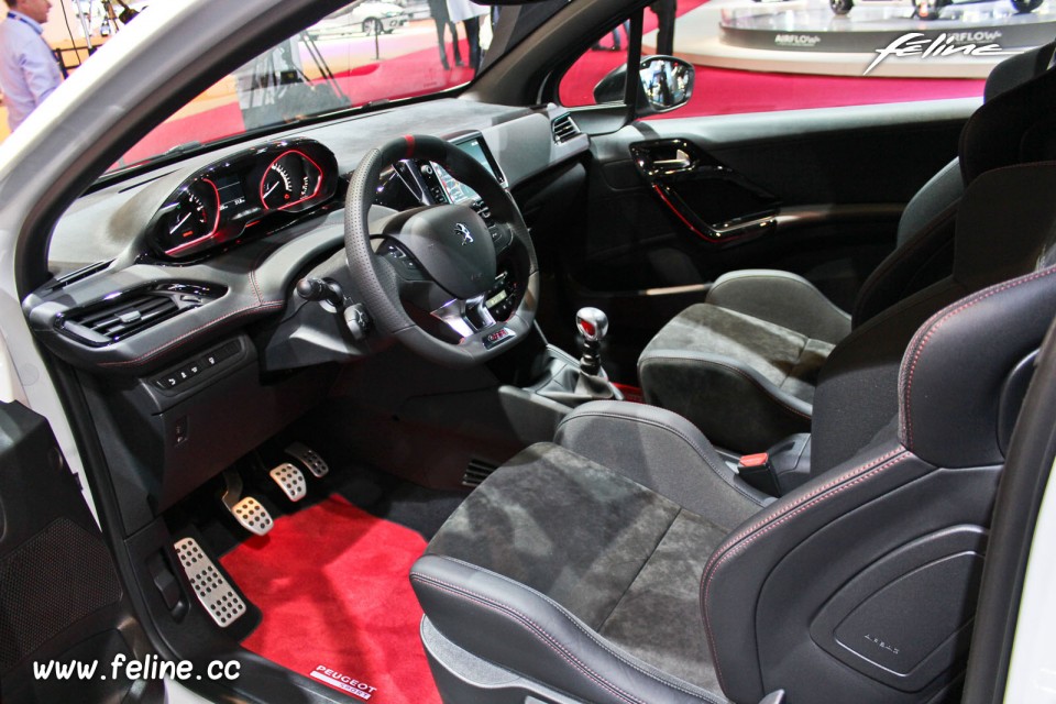 Photo intérieur Peugeot 208 GTi 30th - Salon de Paris 2014