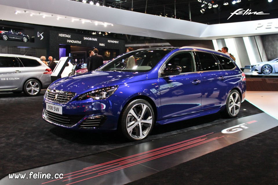 Photo Peugeot 308 SW GT Bleu Magnetic - Salon de Paris 2014