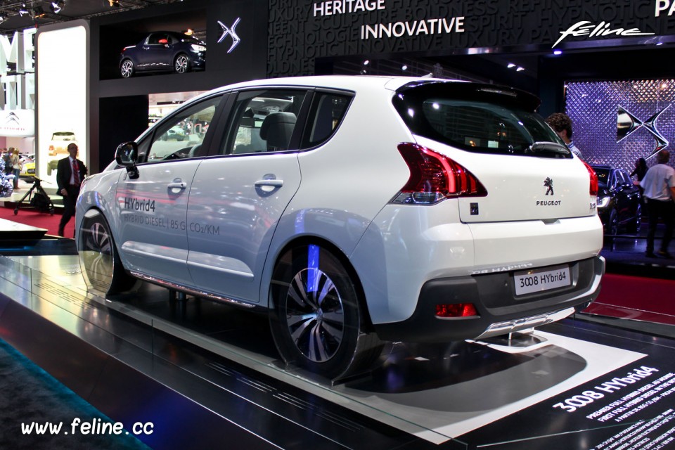 Photo Peugeot 3008 HYbrid4 - Salon de Paris 2014