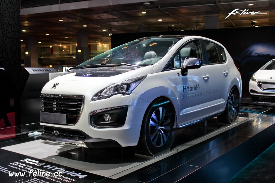 Photo Peugeot 3008 HYbrid4 - Salon de Paris 2014