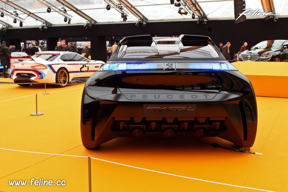 Photo face arrière Peugeot Fractal (2015) - Expo Concept Cars 2