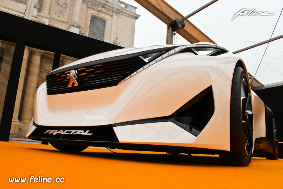 Photo bouclier avant Peugeot Fractal (2015) - Expo Concept Cars