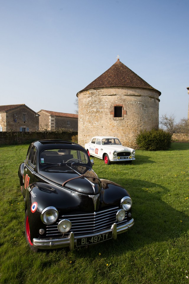 Photo Peugeot 203 et Peugeot 403 - Tour Auto 2016