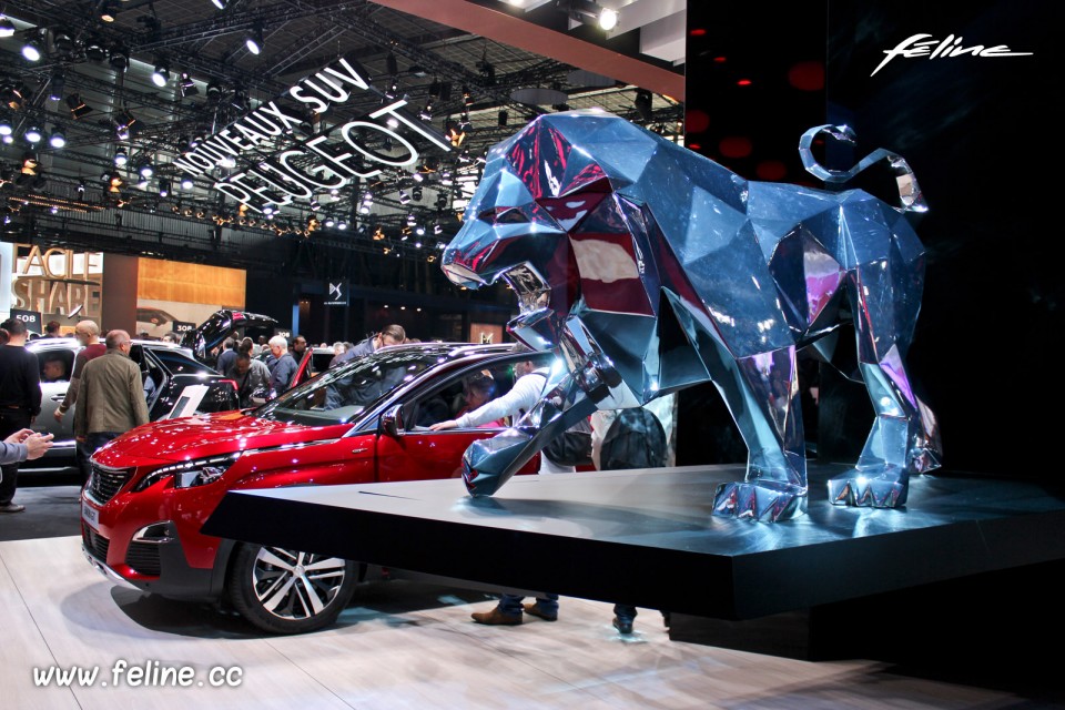 Photo Peugeot 3008 II Rouge Ultimate - Salon de Paris 2016