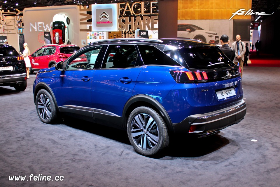 Photo Peugeot 3008 II Bleu Magnetic - Salon de Paris 2016