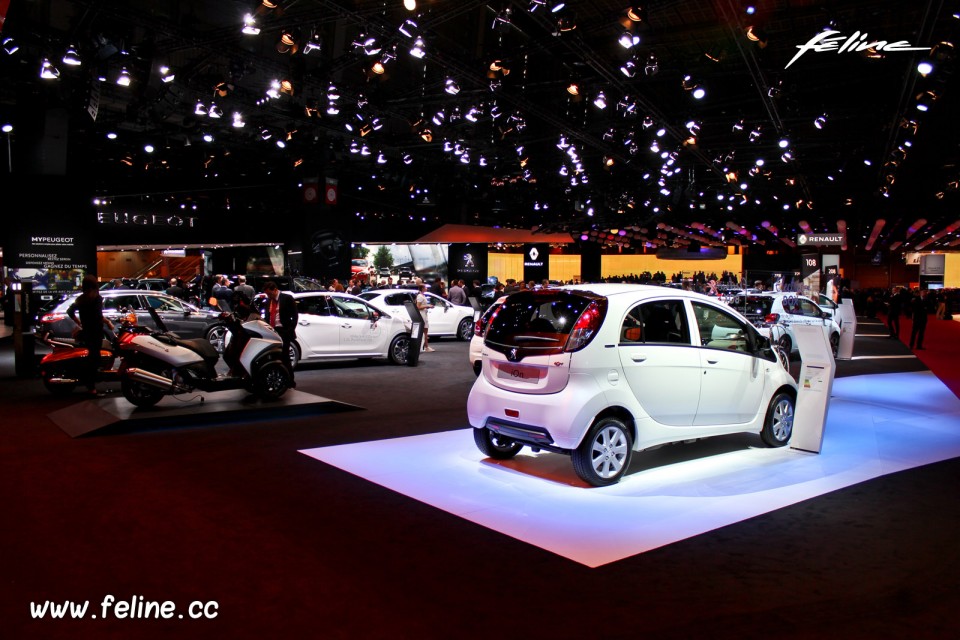 Photo Peugeot iOn - Salon de Paris 2016