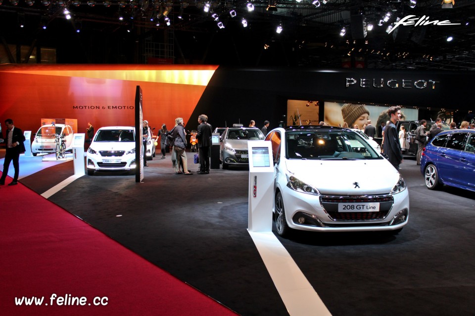 Photo Peugeot 108 et 208 GT Line - Salon de Paris 2016