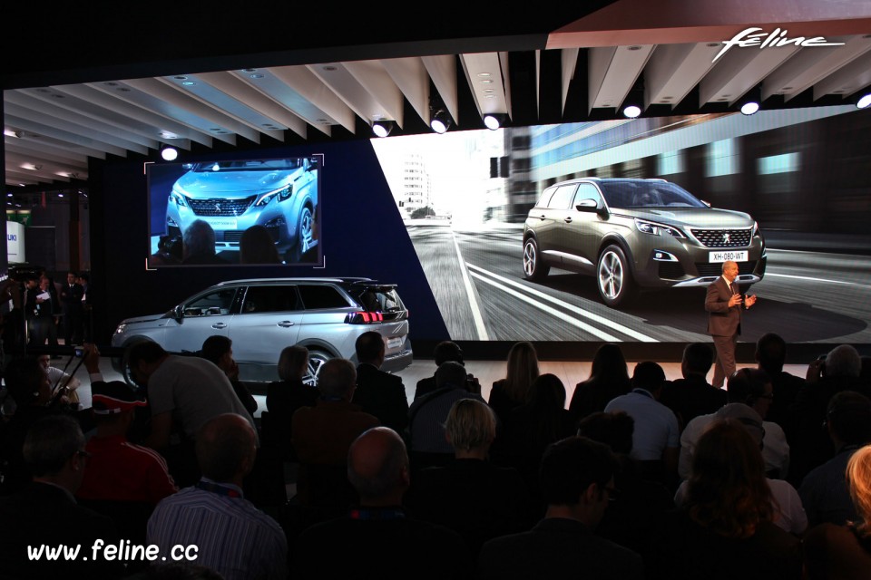 Photo conférence de presse Peugeot - Salon de Paris 2016