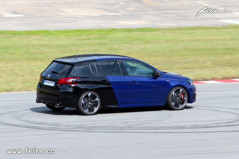 Photo Peugeot 308 GTi restylée - Les Grandes Heures Automobiles