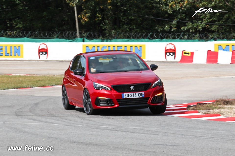 Photo Peugeot 308 GTi restylée - Les Grandes Heures Automobiles