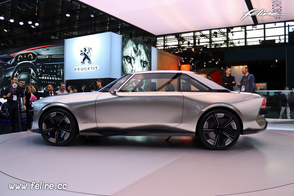 Photo Peugeot e-Legend Concept - Salon de Paris 2018