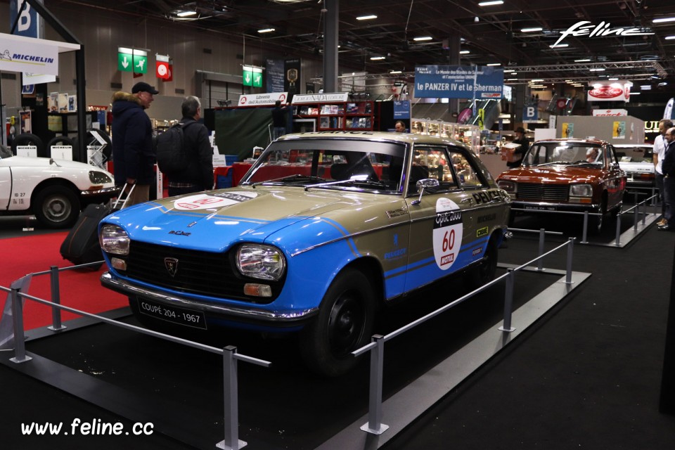 Photo Peugeot 204 Coupé Tour Auto (1967) - Salon Rétromobile 2