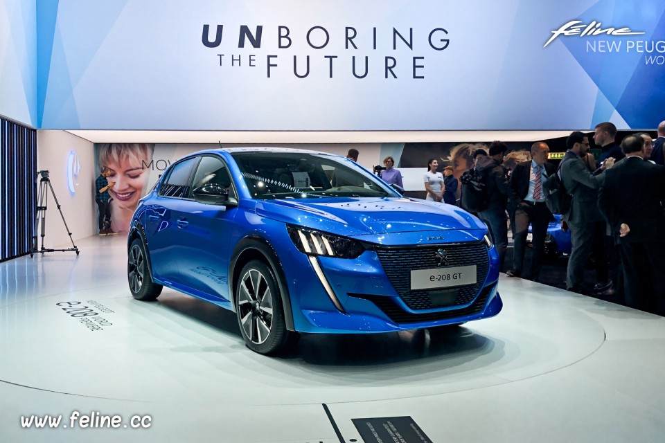 Photo Peugeot e-208 électrique - Salon de Genève 2019