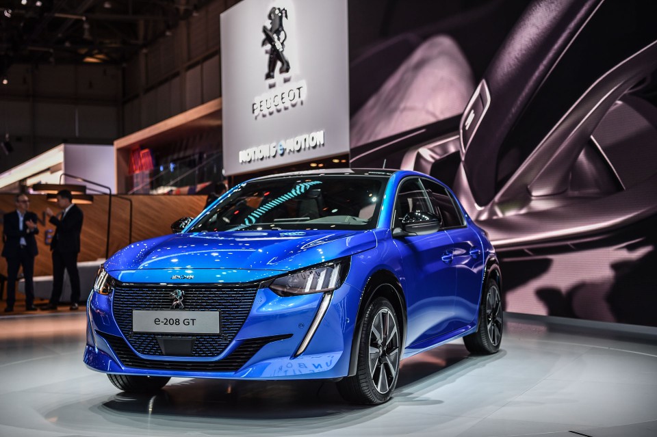 Photo 3/4 avant nouvelle Peugeot e-208 GT - Salon de Genève 201