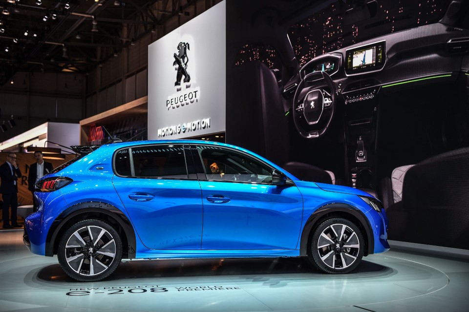 Photo Peugeot e-208 GT - Salon de Genève 2019