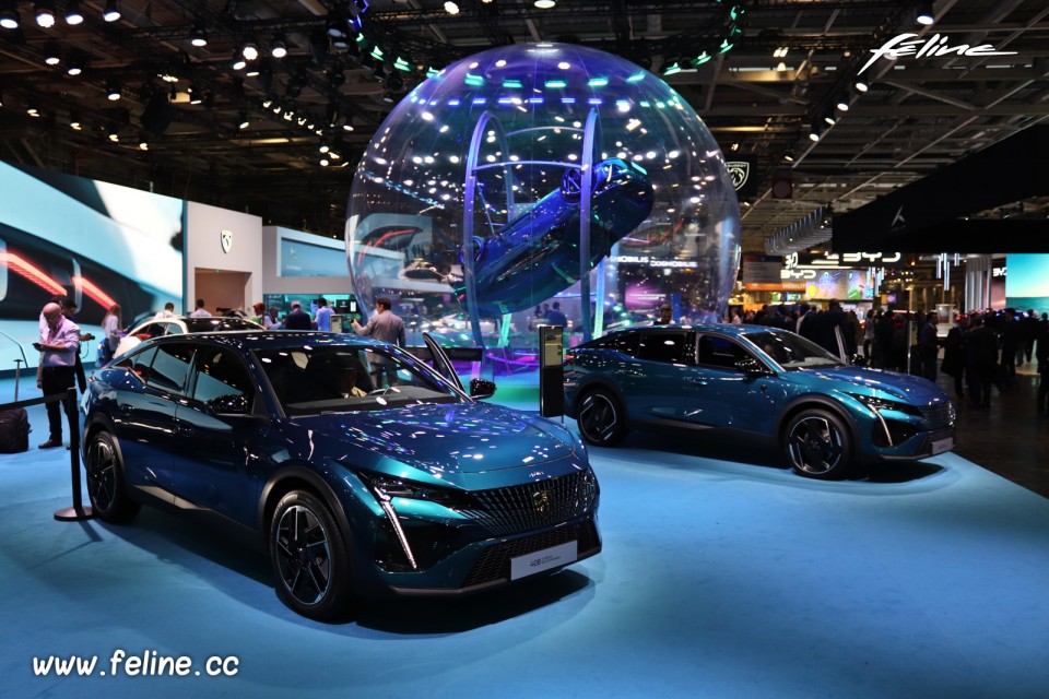 Photo Peugeot 408 III SUV - Salon Mondial de l'Auto Paris 2022