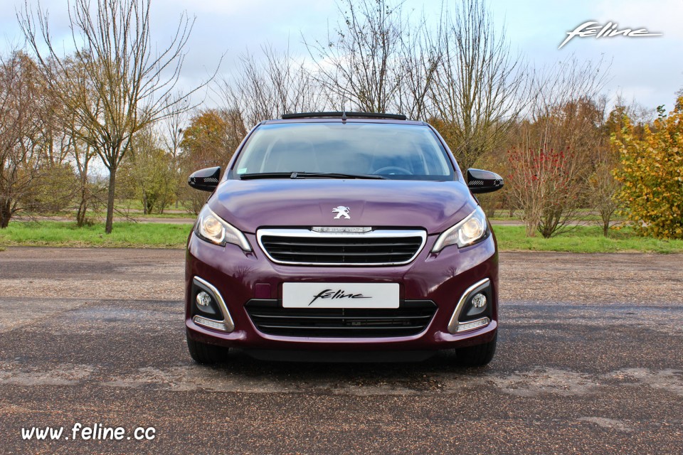 Photo face avant Peugeot 108 Allure Top Red Purple