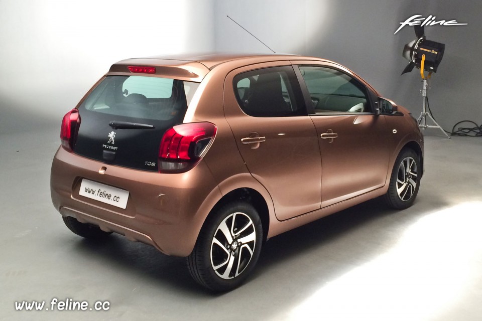 Photo Peugeot 108 Allure Aïkinite - 1.2 VTi 82 ch