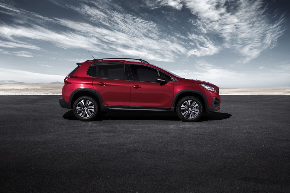 Photo officielle Peugeot 2008 I restylée phase 3 (Brésil)