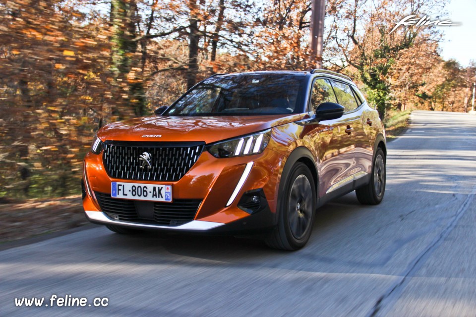 Photo essai dynamique Peugeot 2008 II GT PureTech 155 (2019)