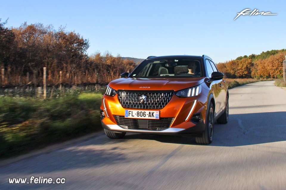 Photo essai routier Peugeot 2008 II GT PureTech 155 (2019)