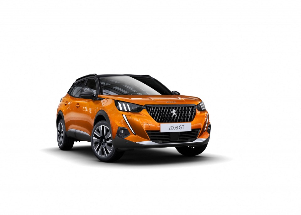 Photo 3/4 avant Peugeot 2008 II GT (2019)