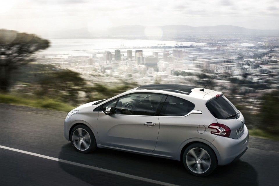 Photo officielle Peugeot 208 I Ice Velvet - 1-011