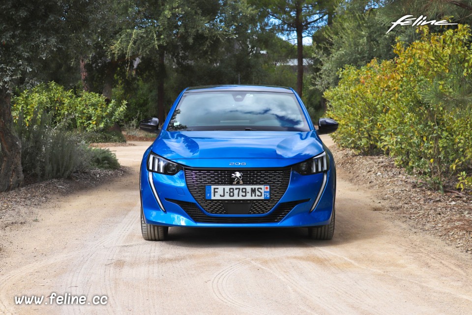 Photo face avant Peugeot 208 II GT Line (2019)