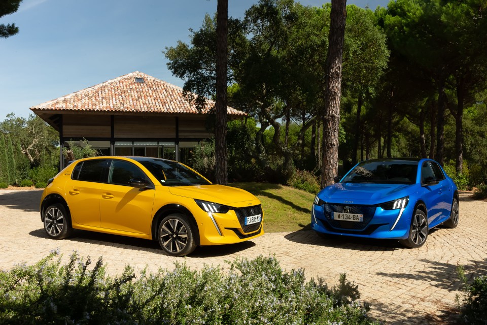 Photo officielle Peugeot 208 II GT Line et e-208 GT - Essais pre