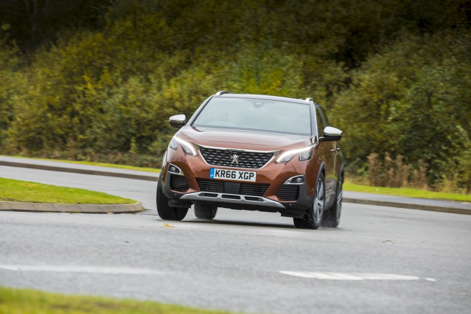 Photo officielle Peugeot 3008 II GT Coupe Franche (UK)