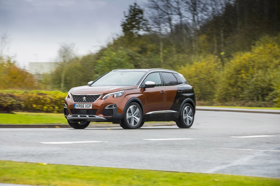 Photo officielle Peugeot 3008 II GT Coupe Franche (UK)