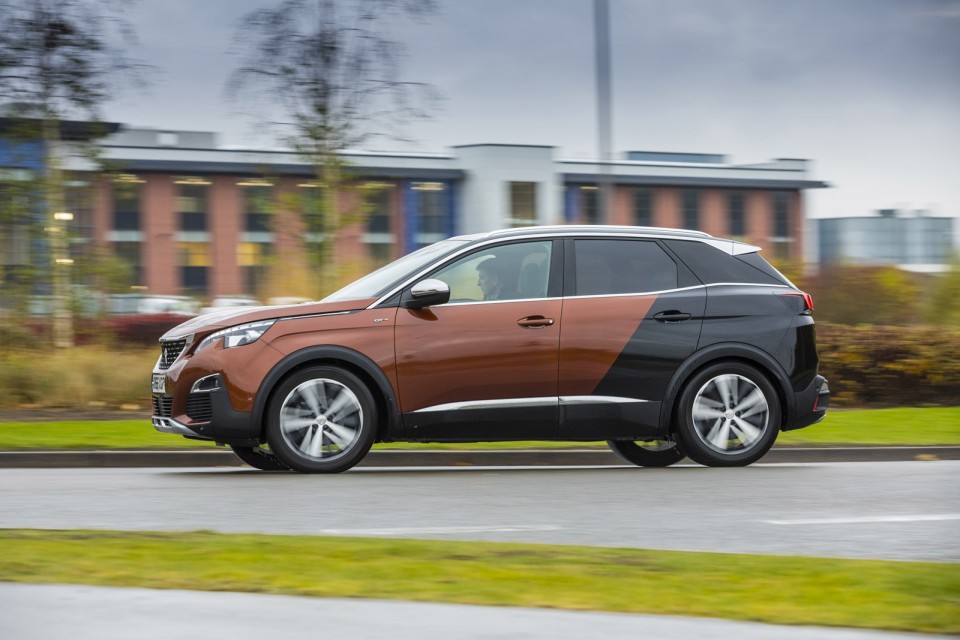 Photo officielle Peugeot 3008 II GT Coupe Franche (UK)