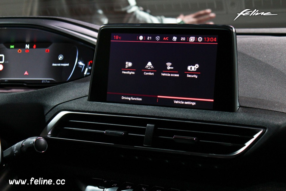Photo réglages du véhicule écran tactile i-Cockpit Peugeot 30